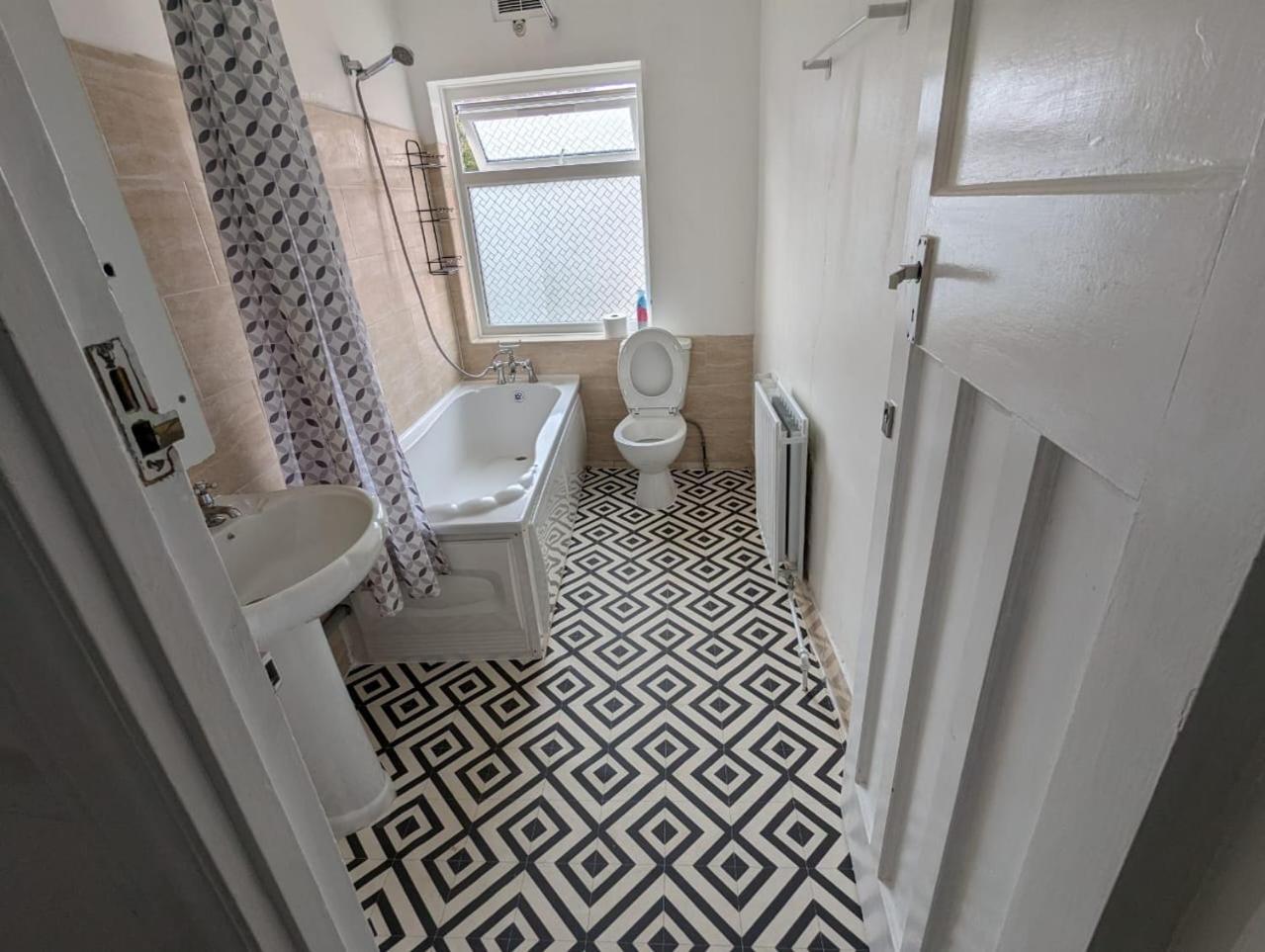 Rahal Hackney Apartment London Bagian luar foto